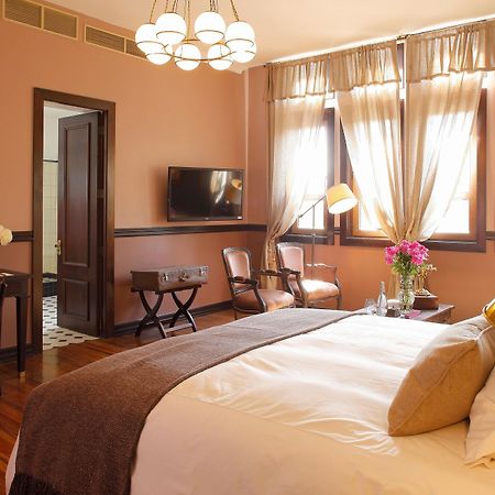 Hotel Boutique Castillo Rojo Сантьяго Екстер'єр фото